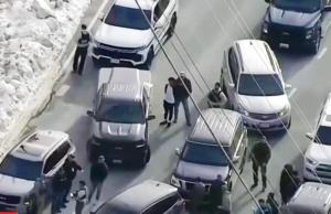 Um estudante de 16 anos foi baleado dentro de uma escola americana; O acusado está sob custódia