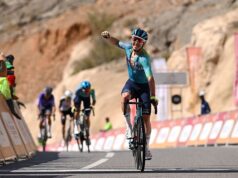 Tour de Omã: devastador ataque tardio às colinas brutais de Jabal al Akhdhar vence a etapa de Christian Scaroni e geral