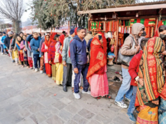 Espera-se que mais de 800.000 pessoas compareçam ao Templo Pashupatinath para as celebrações do Mahashivaratri