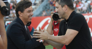 Ele tem consenso na liderança e tenta desbloquear sua saída do Alavés