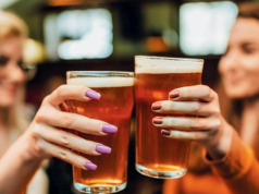 Tribunal britânico proíbe professores por incidentes com álcool no campus