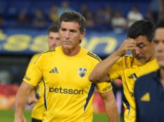 Úbeda ficou na corda bamba após os apitos de La Bombonera e Riquelme já cogita quatro nomes para escolher o futuro técnico do Boca