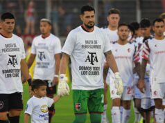 Os fãs insultaram Chiqui Tapia novamente