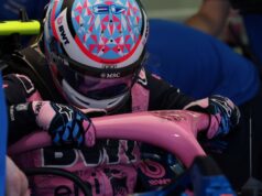 Ele fez 64 voltas após o problema no dia 1 e ficou entre os 6 primeiros no Entusiasmo de Alpin