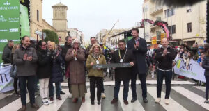 Valens entra no céu e leva a azeitona dourada