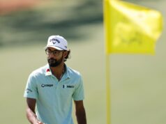 Estrela do PGA Tour responde a acusações de trapaça em meio à disputa pelo título de Pebble Beach