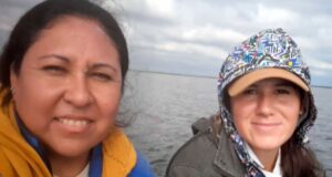 Empregos sem Fronteiras: Professores viajam por rios e montanhas para chegar a uma escola rural na Divisão Mitre