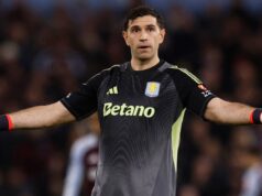 Aston Villa considera incerto o futuro de Martinez em Trafford
