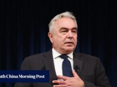 Ex-funcionário de Biden diz que os EUA devem trabalhar com aliados para combater a China