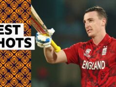 Copa do Mundo de Críquete T20: Harry Brooke da Inglaterra marcou seu primeiro século T20 International contra o Paquistão