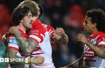 Super League: St Helens 20-18 Leigh Leopards: suspense do Saints