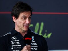 Wolff explode após especulações sobre Mercedes: ‘Em breve dirão que estou no arquivo de Epstein’