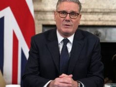 Starmer diz que “aviões britânicos voam nos céus” sobre o Oriente Médio enquanto exige que o Irã pare com “ataques indiscriminados” após blitz liderada pelos EUA