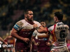 A suspensão de Sam Hewitt aumenta os problemas do Huddersfield Giants no início da temporada.