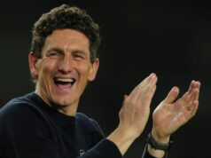 Brentford fez uma grande ligação para o técnico Keith Andrews