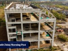 À medida que as províncias chinesas diminuem as perspectivas de receitas, os analistas alertam para o controlo da dívida.