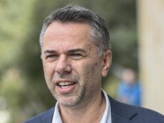 WA Football pode apresentar um novo executivo-chefe na próxima semana após a saída oficial de Michael Roberts