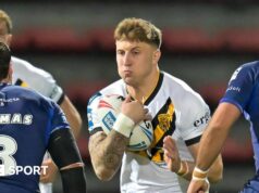 Alex Mellor: Capitão do Castleford Tigers com uma perna quebrada.