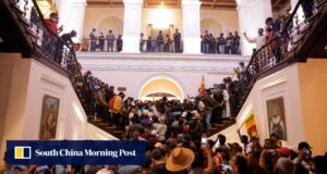 O Sri Lanka acaba com as pensões parlamentares para reduzir os benefícios dos políticos.