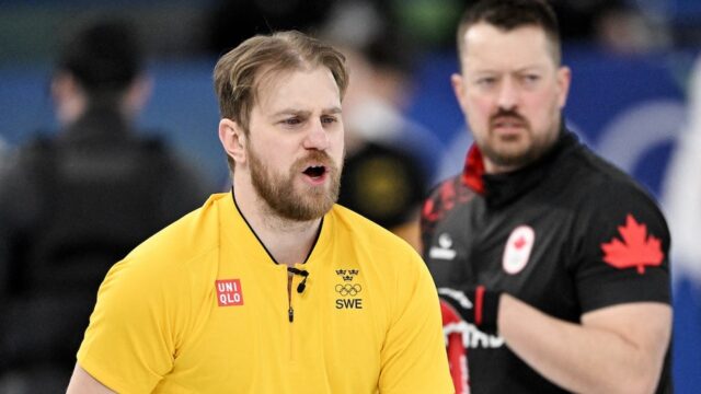 canada-sweden-curling.jpg