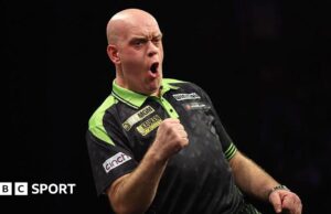 Resultados da Premier League Darts 2026: Michael van Gerwen venceu Jan van Veen para vencer a noite de estreia em Newcastle