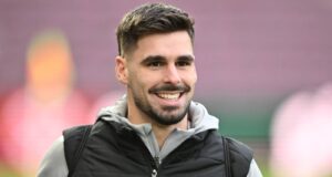 Claudio Braga afirma desgosto no camarim por causa da ‘perturbada’ Kimmy Devlin