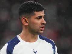 Ettore Paredes agora é alvo prioritário do Tottenham em meio à renovação de Cristian Romero