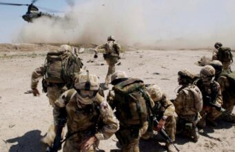 Heroicos veteranos do Iraque saúdam no primeiro tributo nacional enquanto milhares ainda pagam o preço por seus serviços na Operação Telic