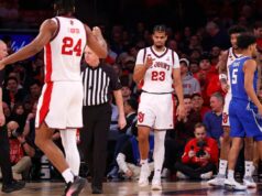 John’s continua subindo na pesquisa da AP, com sua seqüência de vitórias chegando a 13