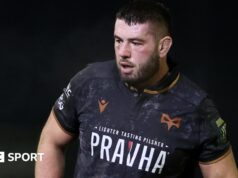 Recompensa de Thomas após ‘implorar’ pela libertação de Wells