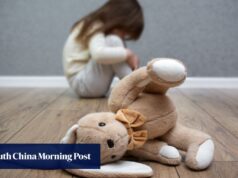 Quebrando o ciclo: os pais de Hong Kong enfrentam os efeitos do seu próprio abuso.