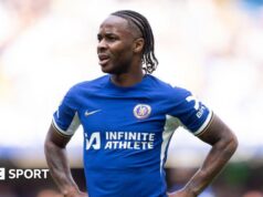 Raheem Sterling: Feyenoord transfere treinamento para a Bélgica para impulsionar o ataque da Inglaterra