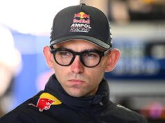 Canguru espancado, Fanny Ford fora de Bathurst 12 horas