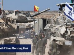 O governo afirma que não há provas de qualquer combate de Singapura por Israel em Gaza.