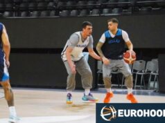 Seleção nacional: Toliopoulos, Larensakis e Netsipoglu. No meio do treino