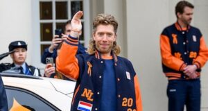 Willem-Alexander Abrindo a fritadeira para o skatista Jorrit Bergsma: ‘Faremos alguns preparativos’