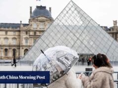 Nove presos por envolvimento de turistas chineses em esquema de fraude de bilhetes do Louvre