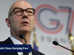 Ministro das Finanças francês pede cautela enquanto agência de Paris propõe tarifa de 30% à China