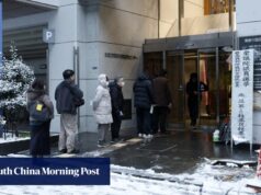 Sani Takeichi se prepara para grande vitória enquanto o Japão atingido pela neve vota