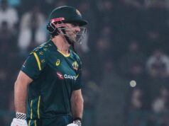 Marsh e Stoinis melhoram a preparação física para jogos importantes da Copa do Mundo