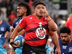 O vencedor do Super Rugby e enfermeiro qualificado fez sua estreia no Waratahs