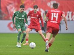 Daan Rots empatou o FC Twente com o FC Groningen em cinco minutos.