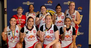 Os atletas olímpicos ampliaram a família feminina ao reivindicar o quarto título consecutivo