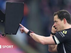 Leis do Futebol: escopo mais amplo do VAR e mais contagem regressiva para a Copa do Mundo