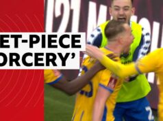 FA Cup: Louis Reid, do Mansfield, marca uma excelente cobrança de falta para perturbar Burnley