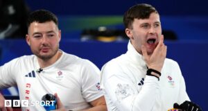Jogos Olímpicos de Inverno de 2026: os curlers da Grã-Bretanha estão à beira da saída antecipada após a derrota do Canadá