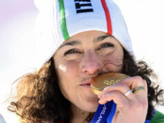 Brignone, esquiador italiano Venceu o campeonato de slalom gigante e conquistou duas medalhas de ouro olímpicas