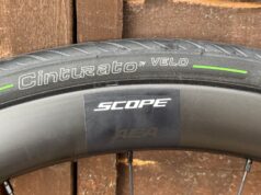 Nossos melhores pneus à prova de furos custam agora quase metade do preço