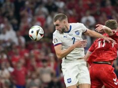 Strahinja Pavlovic, do Milan, evitou lesão após grande susto