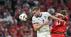 Strahinja Pavlovic, do Milan, evitou lesão após grande susto